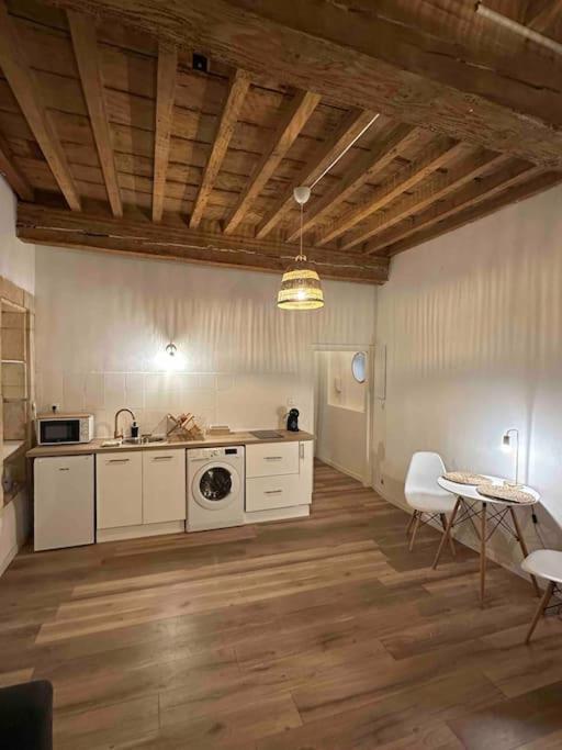 Appartement Centre Historique อาร์ลส์ ภายนอก รูปภาพ